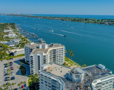 2800 N Flagler Drive - Photo Thumbnail 44