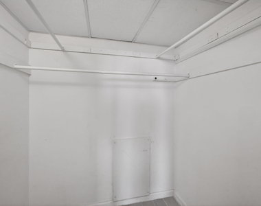 2800 N Flagler Drive - Photo Thumbnail 19
