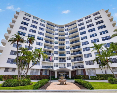 2800 N Flagler Drive - Photo Thumbnail 2
