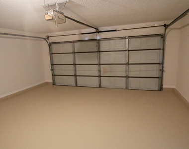 1137 Sw Estaugh Avenue - Photo Thumbnail 1