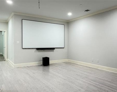 7525 Renaissance Boulevard - Photo Thumbnail 25