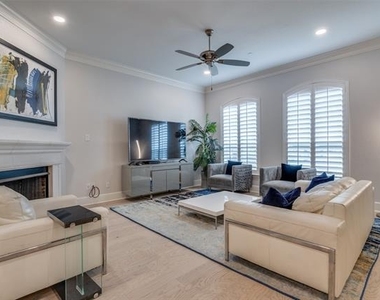 7525 Renaissance Boulevard - Photo Thumbnail 3