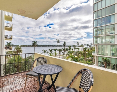 1501 S Flagler Drive - Photo Thumbnail 13