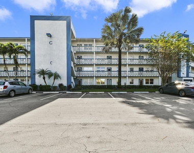 4047 Lincoln - Photo Thumbnail 23