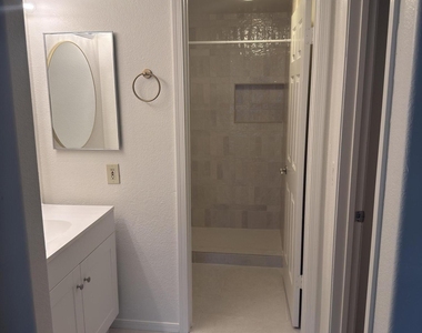 1825 W Ray Road - Photo Thumbnail 6