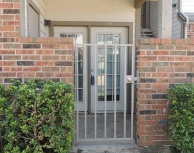 3125 Sondra Drive - Photo Thumbnail 3