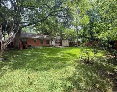 3766 Park Lane - Photo Thumbnail 20