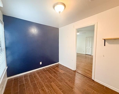 3766 Park Lane - Photo Thumbnail 17