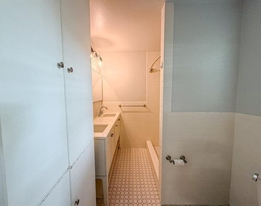 3766 Park Lane - Photo Thumbnail 12