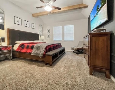 11229 Yellow Rose Way - Photo Thumbnail 15