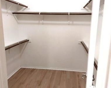 1113 Haskell Drive - Photo Thumbnail 13
