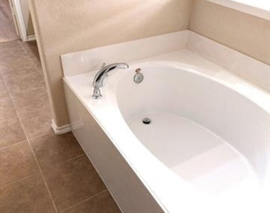 1113 Haskell Drive - Photo Thumbnail 11