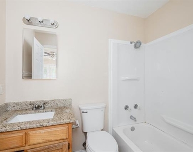 1803 Park Place - Photo Thumbnail 8