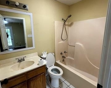 1803 Park Place - Photo Thumbnail 18