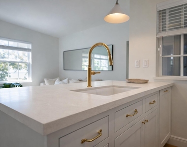 184 Sunset Avenue - Photo Thumbnail 3