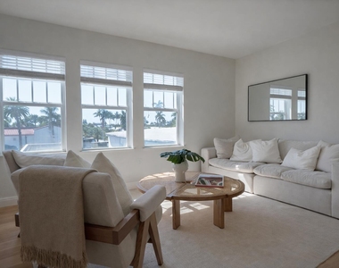 184 Sunset Avenue - Photo Thumbnail 4