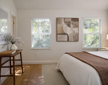 184 Sunset Avenue - Photo Thumbnail 2