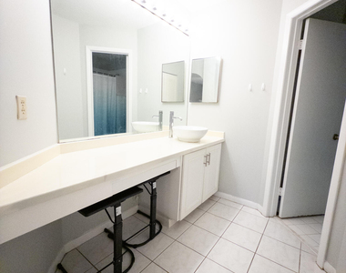 9867 Nw 1st Court - Photo Thumbnail 10