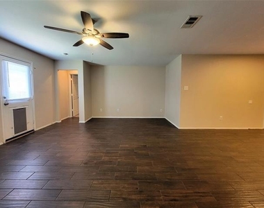 1433 Kramer Court - Photo Thumbnail 14
