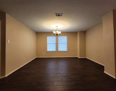 1433 Kramer Court - Photo Thumbnail 15