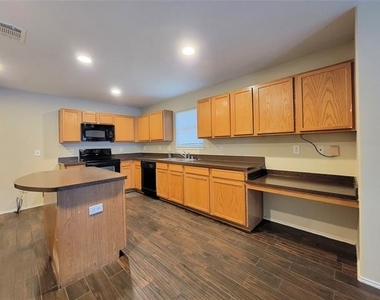 1433 Kramer Court - Photo Thumbnail 10