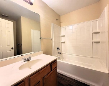 1433 Kramer Court - Photo Thumbnail 28