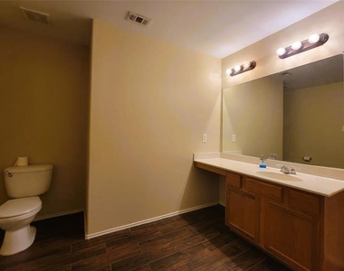 1433 Kramer Court - Photo Thumbnail 23