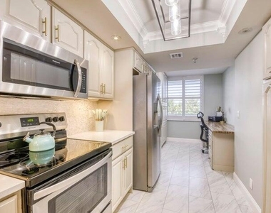 9600 S Ocean Drive - Photo Thumbnail 15
