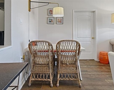 3225 Turtle Creek Boulevard - Photo Thumbnail 3