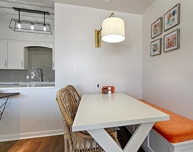 3225 Turtle Creek Boulevard - Photo Thumbnail 2