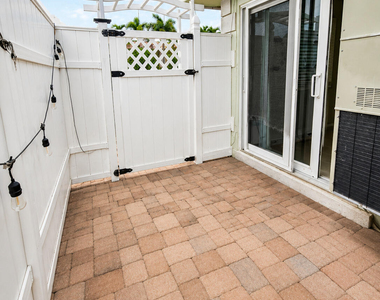 2120 Ne 41st Street - Photo Thumbnail 12