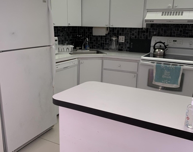 101 Briny Avenue - Photo Thumbnail 9