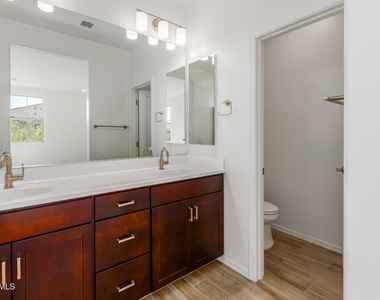 1871 E Hampton Lane - Photo Thumbnail 22