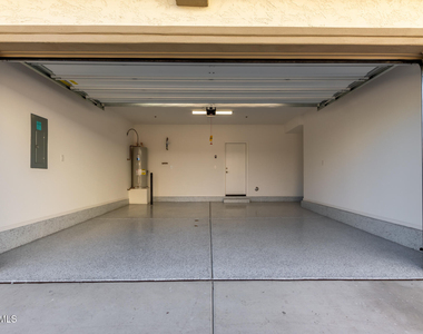 1871 E Hampton Lane - Photo Thumbnail 2