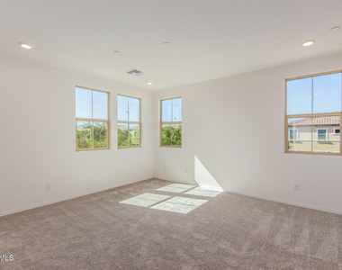 1871 E Hampton Lane - Photo Thumbnail 17