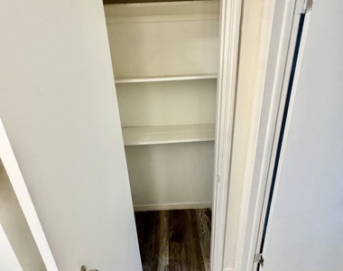 417 N K Street - Photo Thumbnail 3