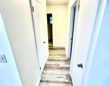 417 N K Street - Photo Thumbnail 7