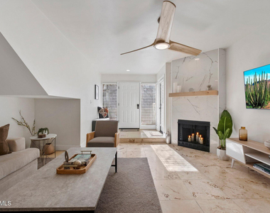 1820 E Morten Avenue - Photo Thumbnail 10