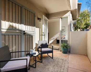 1820 E Morten Avenue - Photo Thumbnail 27