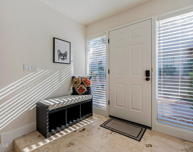 1820 E Morten Avenue - Photo Thumbnail 2