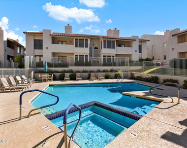1820 E Morten Avenue - Photo Thumbnail 29