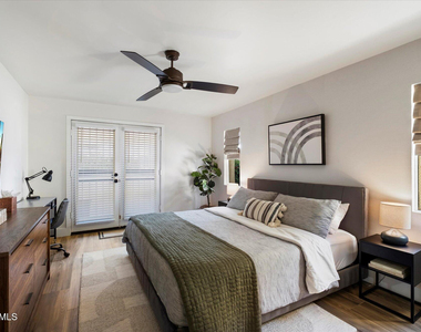 1820 E Morten Avenue - Photo Thumbnail 16