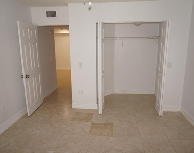4021 San Marino Boulevard - Photo Thumbnail 8