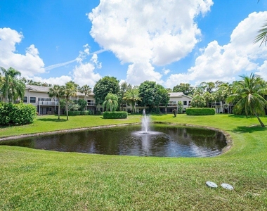 11863 Wimbledon Circle - Photo Thumbnail 36