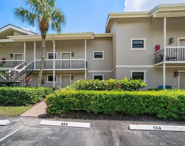 11863 Wimbledon Circle - Photo Thumbnail 22