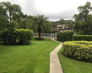 11863 Wimbledon Circle - Photo Thumbnail 11