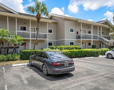 11863 Wimbledon Circle - Photo Thumbnail 23