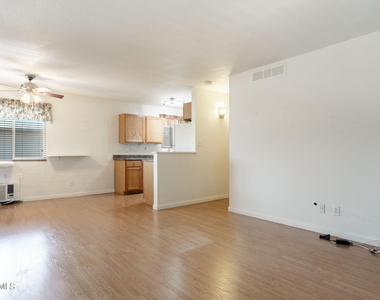 4401 N 12th Street - Photo Thumbnail 5