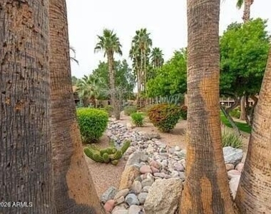 8256 E Arabian Trail - Photo Thumbnail 7