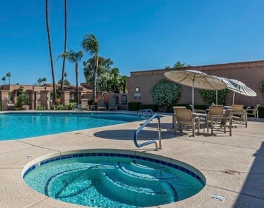 8256 E Arabian Trail - Photo Thumbnail 14
